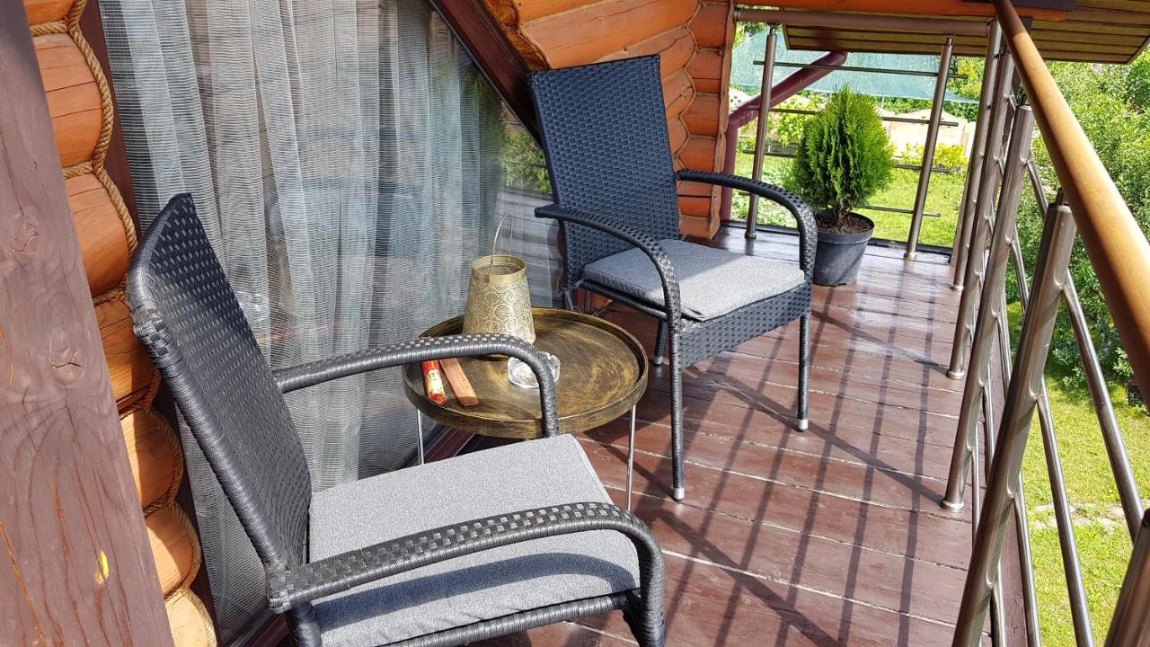Luxury Apartments With Pool And Sauna In The Villa Csernyivci Kültér fotó